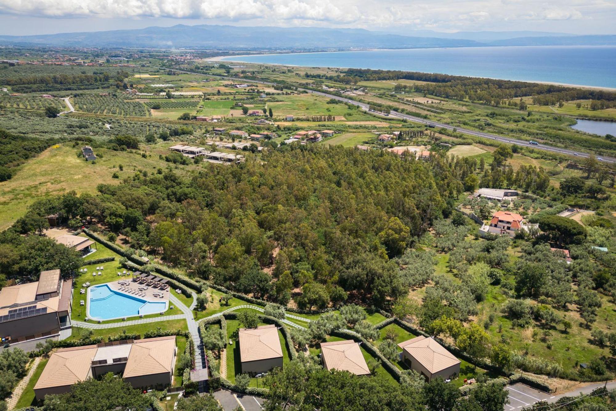 Hang Loose Cottage Hotel & Resort 4 Stelle Gizzeria Calabria Ngoại thất bức ảnh